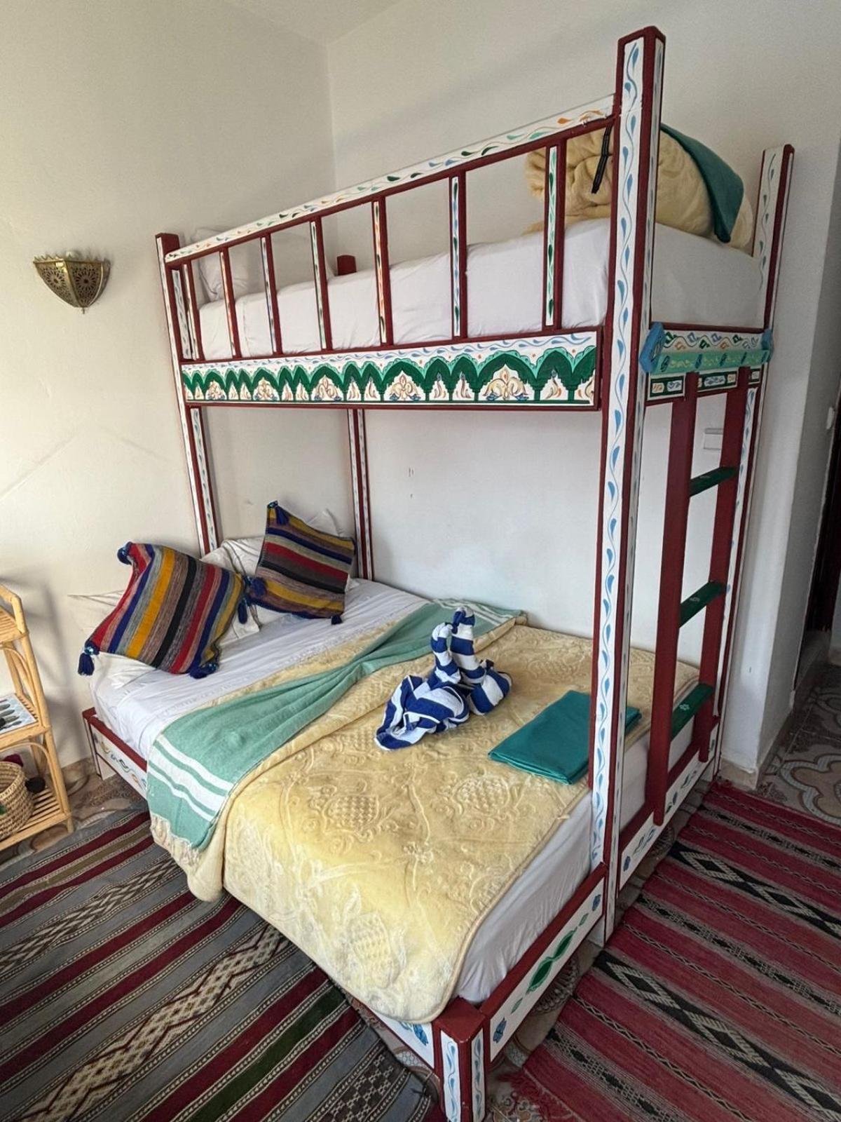 Hotel Sakura Chefchaouen Eksteriør bilde