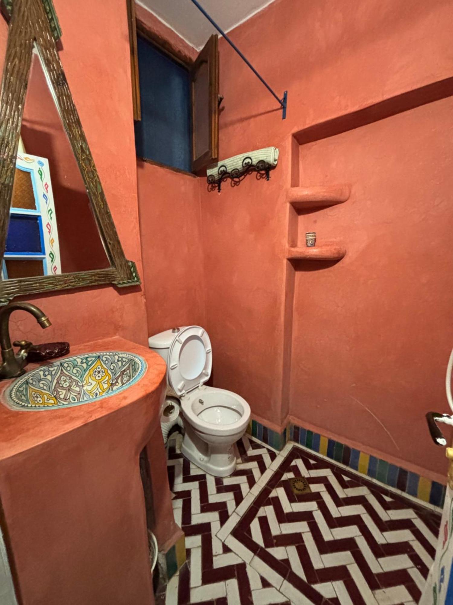 Hotel Sakura Chefchaouen Eksteriør bilde